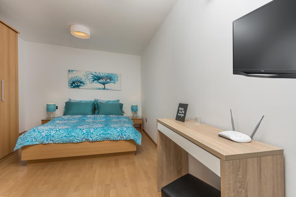 Luxury Apartments Sonja Пореч Екстериор снимка